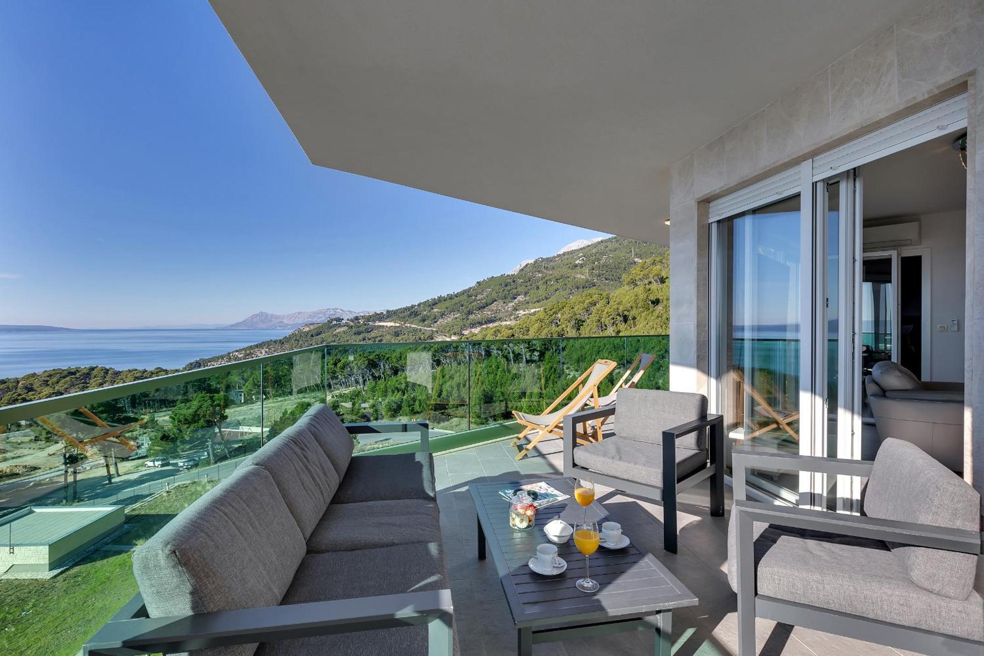 Exclusive Penthouse Big Blue With Private Jacuzzi Apartment Makarska Luaran gambar