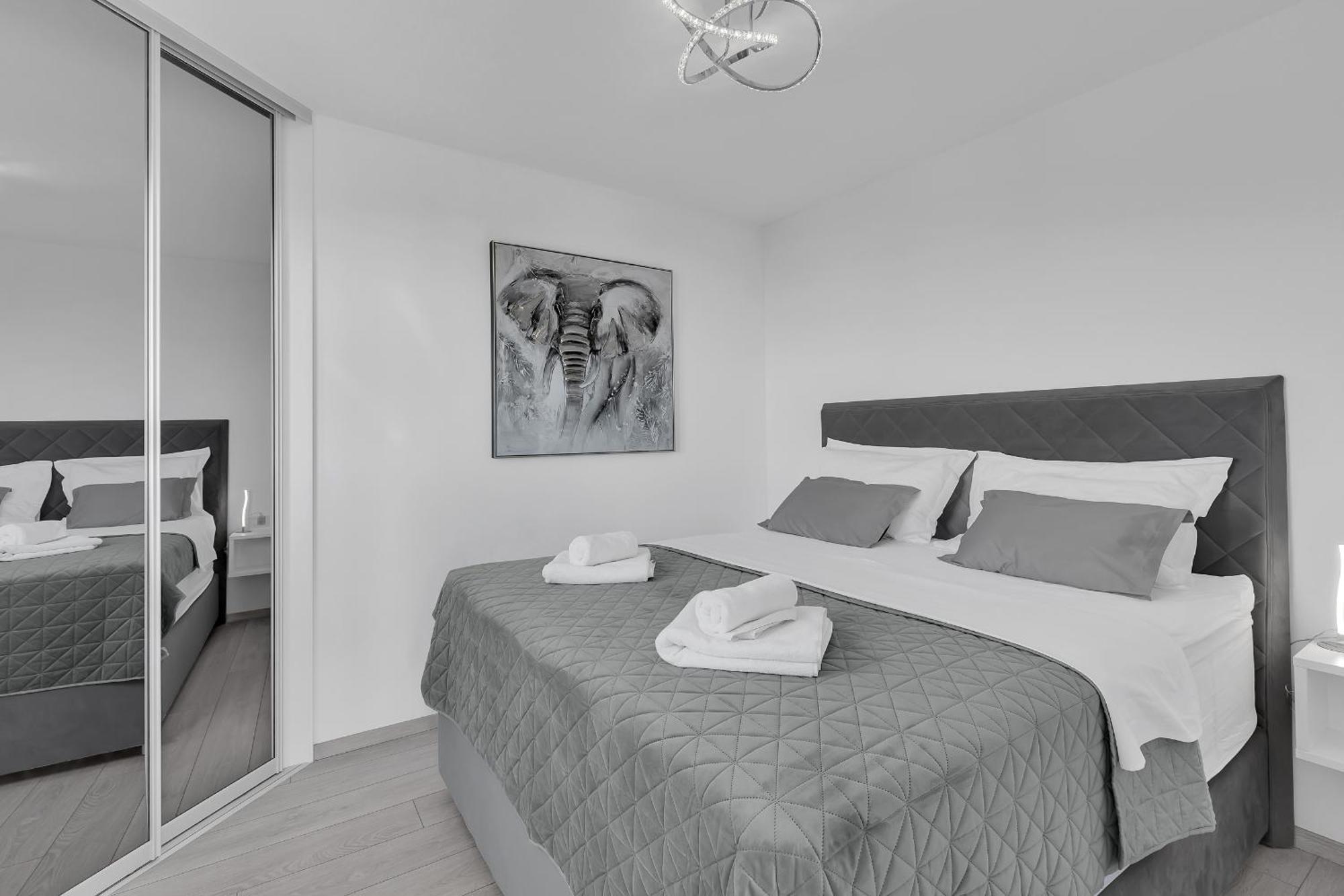 Exclusive Penthouse Big Blue With Private Jacuzzi Apartment Makarska Luaran gambar