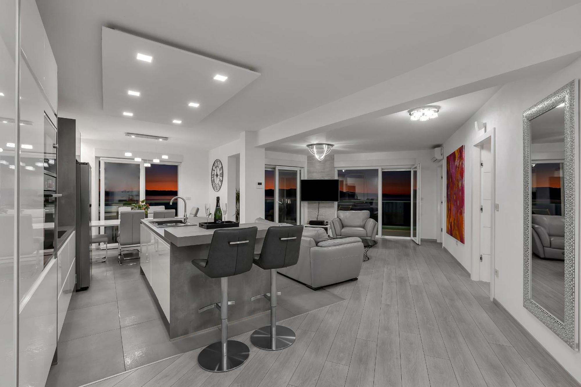 Exclusive Penthouse Big Blue With Private Jacuzzi Apartment Makarska Luaran gambar