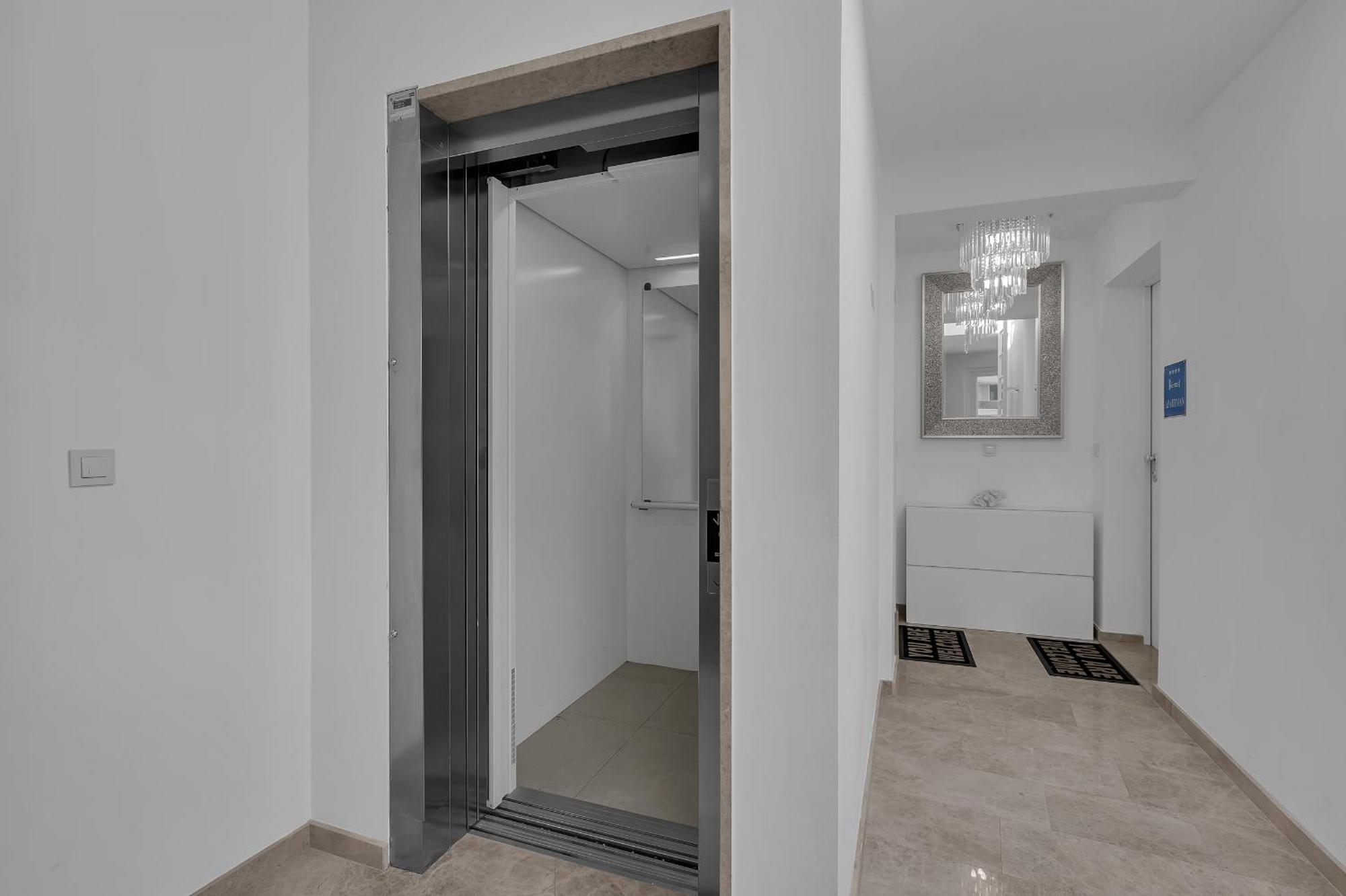 Exclusive Penthouse Big Blue With Private Jacuzzi Apartment Makarska Luaran gambar
